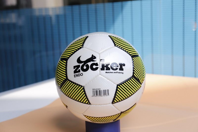 Quả bóng đá size 5 Zocker Endo ZK5-E1910