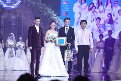 Bridal Fair 2014 hạ màn ấn tượng với bộ áo dài kỷ lục - 5