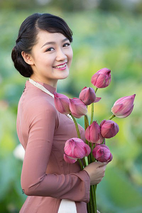 MC thời sự VTV được phong “Top 10 Hoa hậu Việt Nam” - 7