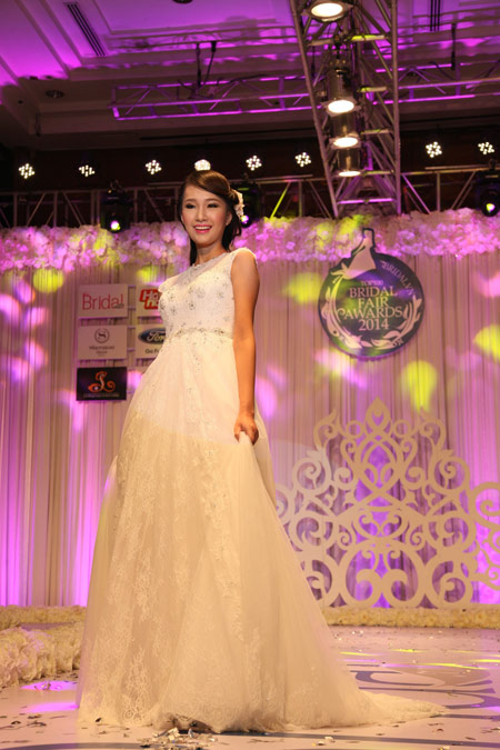 Xu hướng váy cưới mới nhất trong Bridal’s Fair 2014 - 14