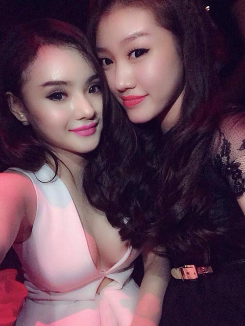 Cô em trẻ măng của Angela Phương Trinh nghi bơm ngực - 9