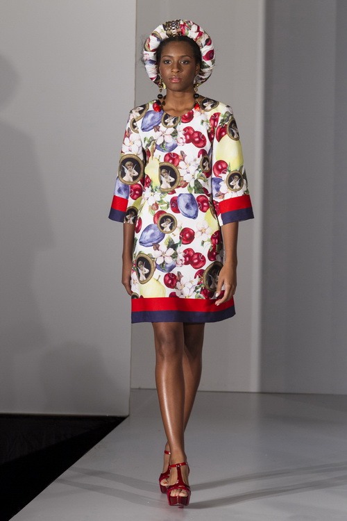 Thời trang Việt tỏa sáng trên sàn "London Fashion Week" - 6