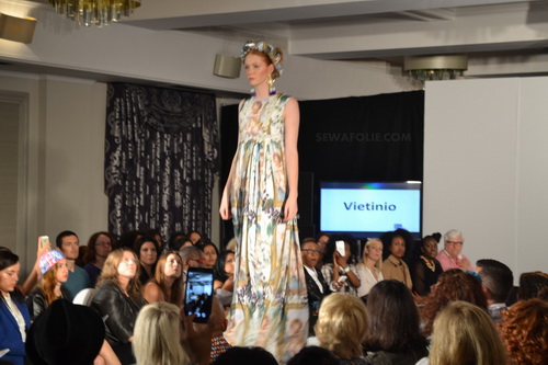 Thời trang Việt tỏa sáng trên sàn "London Fashion Week" - 9