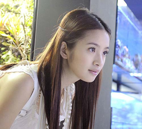Lâm Y Thần bị "ghét" vì... quá trẻ - 10