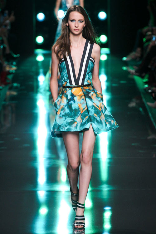 Chìm đắm vào thế giới đại dương của Elie Saab - 4