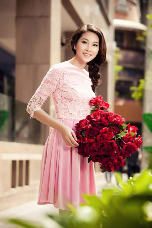 11 bộ đầm ngọt "lịm người" của hoa hậu Thu Thảo - 9
