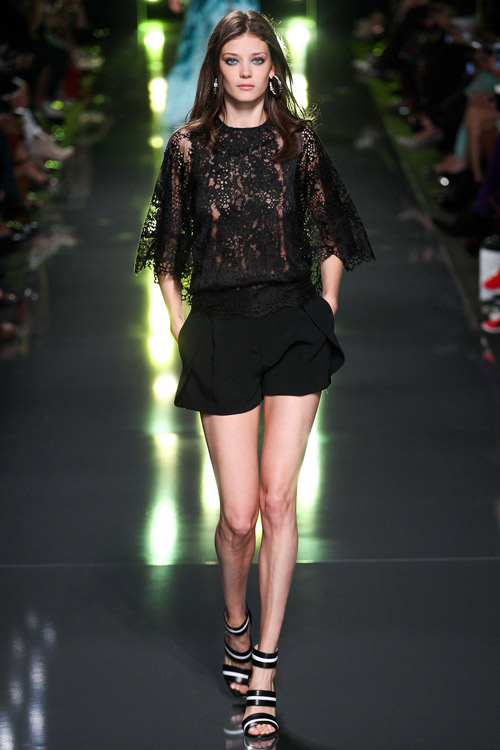 Chìm đắm vào thế giới đại dương của Elie Saab - 6
