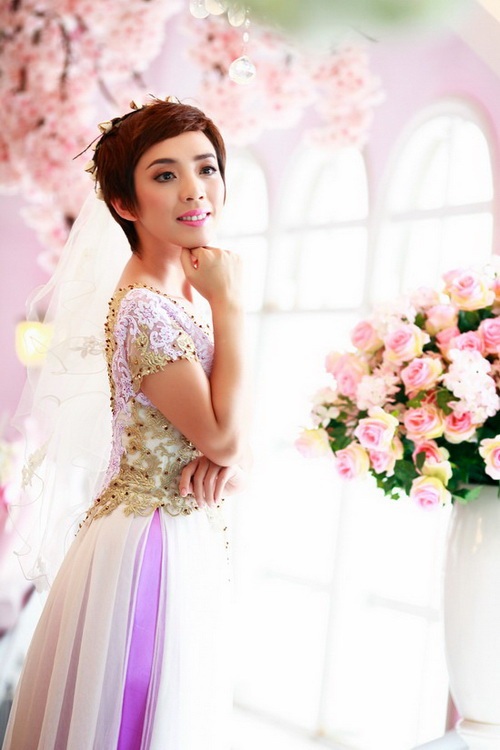 "Hoa hậu hài" Thu Trang duyên dáng với áo dài cưới - 16