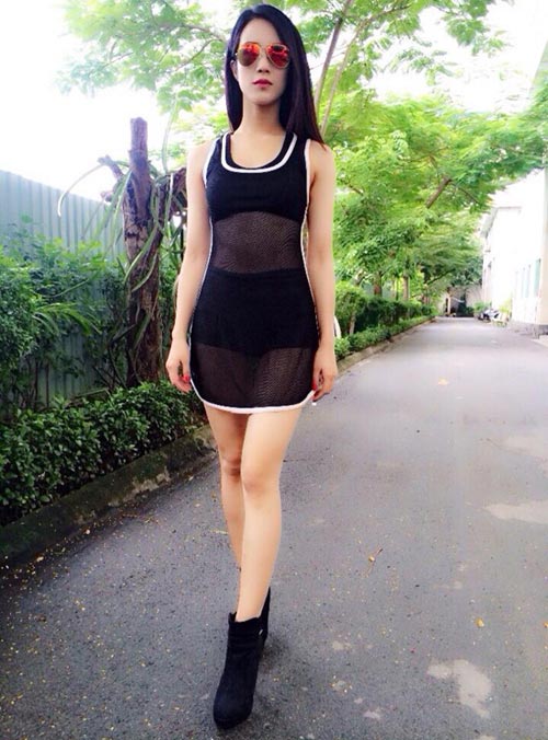 Tuần qua: Huyền Ny khoe áo lót độc đáo - 12