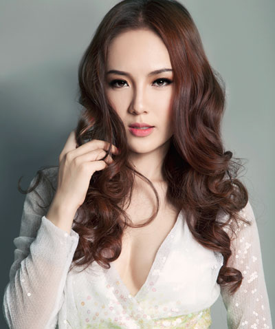 Những làn môi ai cũng muốn hôn của sao Việt - 3