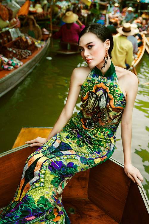 Cao Thùy Linh khoe "ảnh hiếm" trên đất Thái Lan - 4