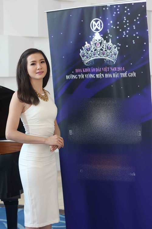 Thùy Dung níu mắt với lưng trần sexy - 14