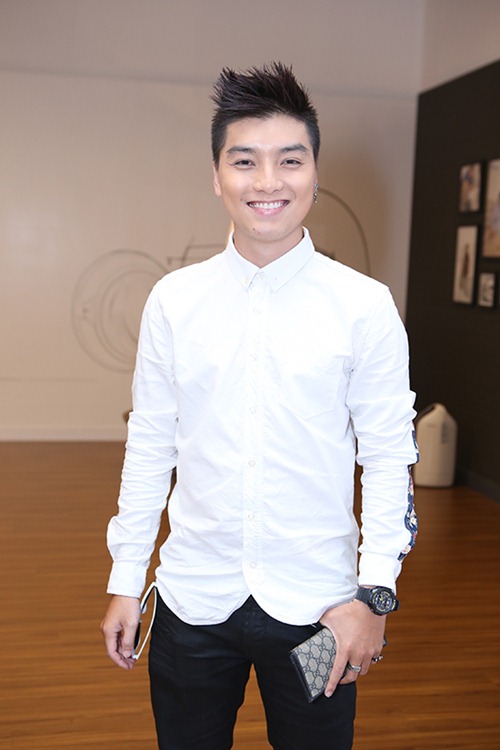 Huyền Trang nổi bần bật nhờ chiều cao "khủng" - 8