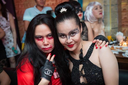 Hóa trang Halloween thú vị như sao Việt - 11