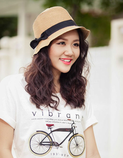 Văn Mai Hương lại tăng cân hay đã tiêm botox? - 6