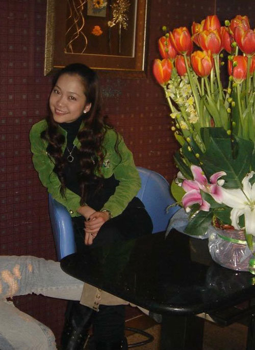 'Lộ' ảnh Linh Nga khác lạ thời chưa biết làm đẹp - 3