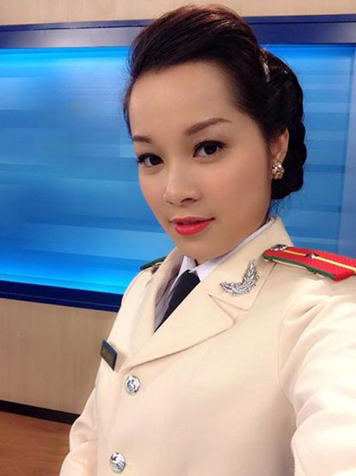 Nhan sắc 'Vàng Anh' Minh Hương ngày ấy - bây giờ - 13