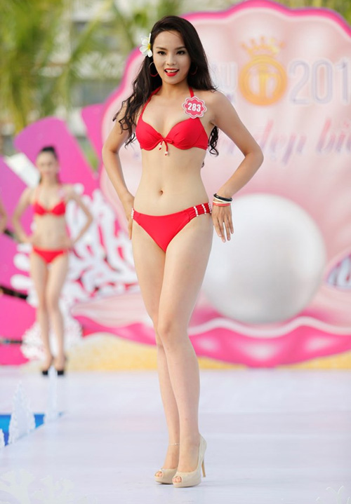 Kỳ Duyên lại gây xôn xao với ảnh bikini gợi cảm - 8