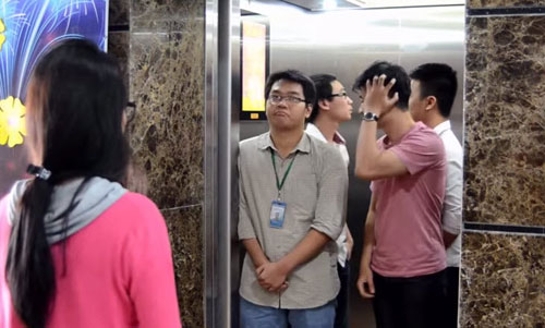 Đắng lòng với khác biệt giữa gái xinh và gái xấu - 11