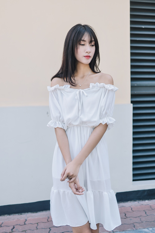 Chiếc áo quyến rũ mà vẫn an toàn cho gái ngoan - 3