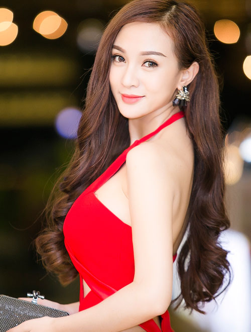 Hot girl Kelly xinh đẹp rạng rỡ sau nghi án tiếp tục dao kéo - 4