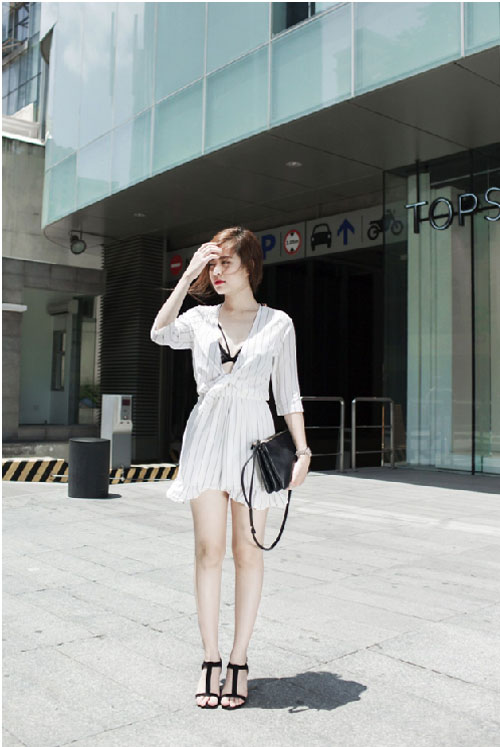 2 mỹ nhân Việt 'nấm lùn' vẫn gợi cảm khó cưỡng - 2