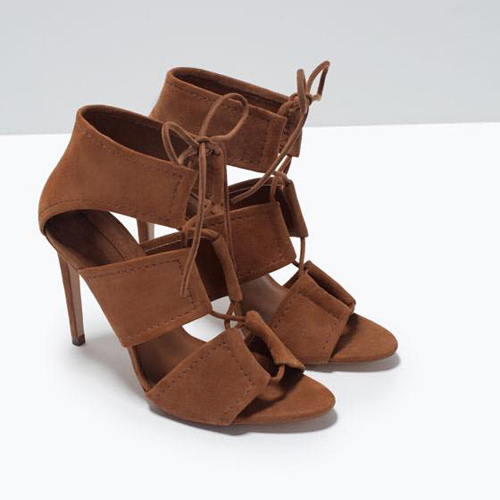 Hé lộ đôi sandal đang làm các cô gái Việt say đắm - 4