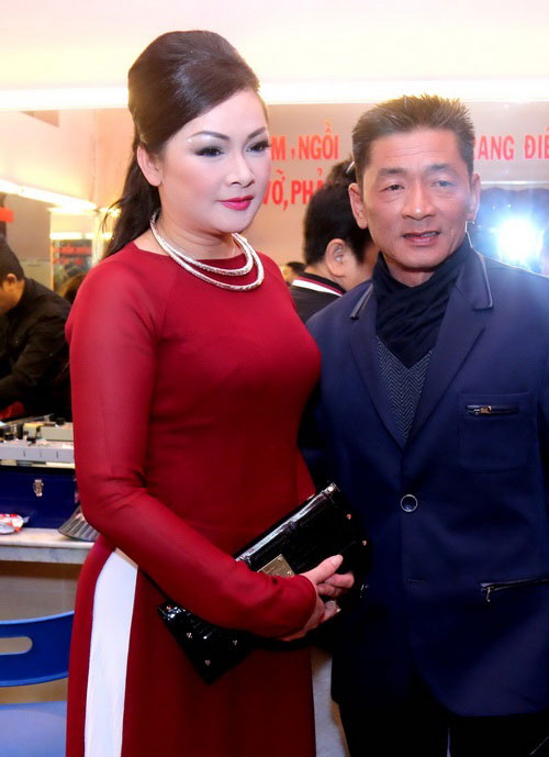 Nhan sắc "ngàn năm không đổi" của ca sĩ Như Quỳnh - 8
