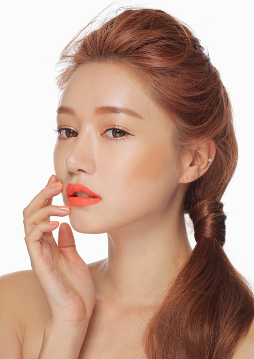 Những lưu ý mà chị em chuộng son môi cam phải biết - 3