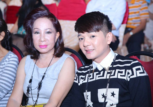 Những 'máy bay bà già' quyến rũ của sao nam Việt - 8
