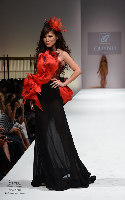 Minh Tú mở màn show Quỳnh Paris ở New York - 10