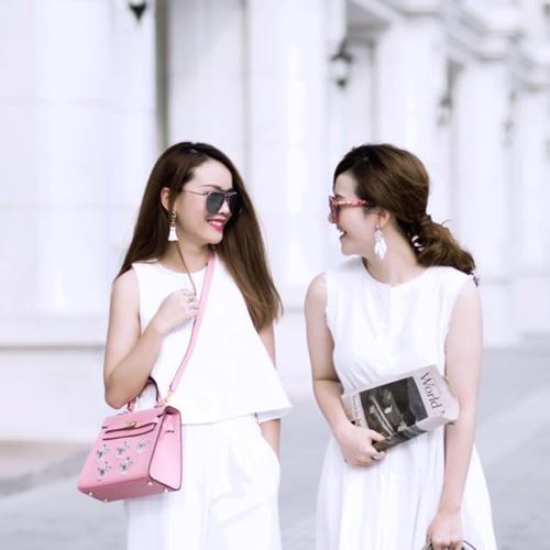 Phụ nữ Sài Gòn mặc gì để xinh đẹp trong ngày mưa - 12