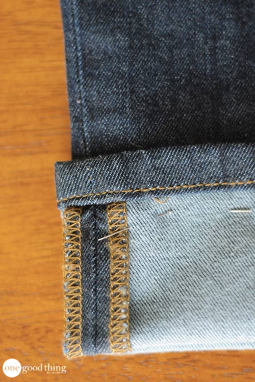 8 mẹo biến tấu quần jeans tiện lợi ngay tại nhà - 2