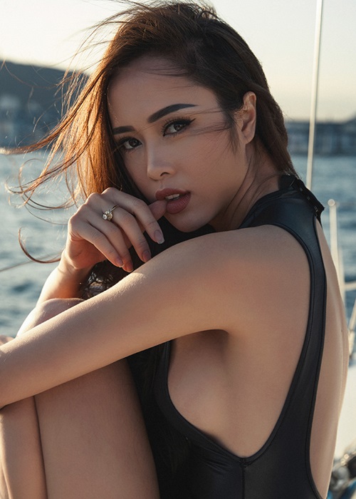 Vũ Ngọc Anh khoe "nếp gấp đùi, hông quả táo" trên du thuyền - 8