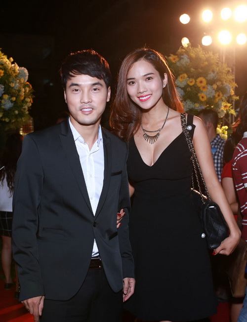 Khánh My gợi cảm với son môi màu nude đúng mốt - 10