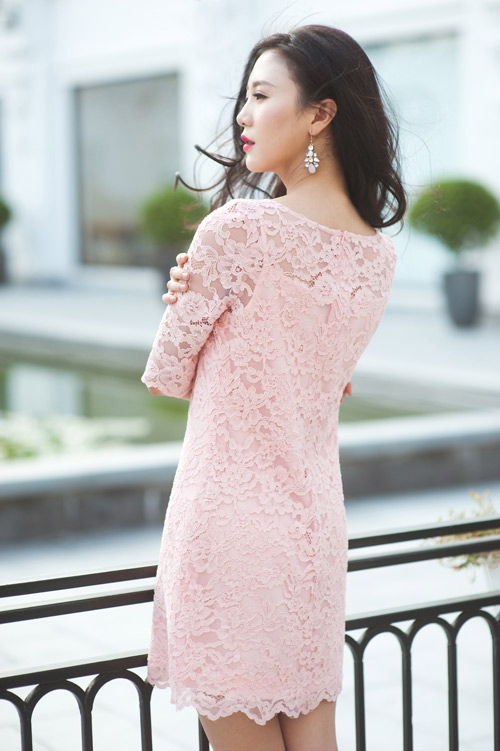 Phối hợp váy công sở mùa thu thật sang với phụ kiện - 11