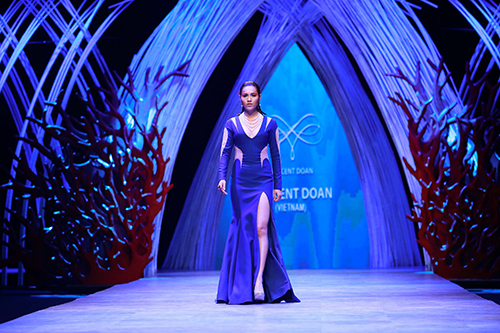 Những nét thú vị và hụt hẫng trong đêm thứ 2 VIFW 2015 - 10