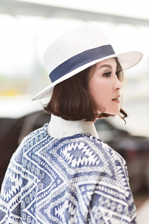 MC Thanh Mai U50 vẫn khiến “hoa ghen, liễu hờn” vì quá đẹp - 6
