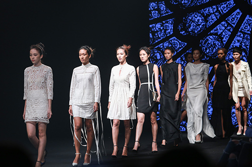 Những quý cô sang chảnh của Elle Fashion Show 2015 - 13