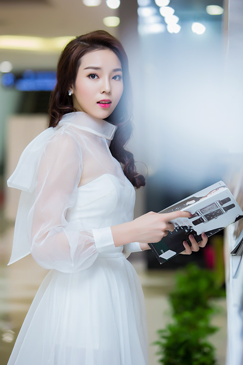 HH Kỳ Duyên diện đầm trắng xinh như công chúa - 11