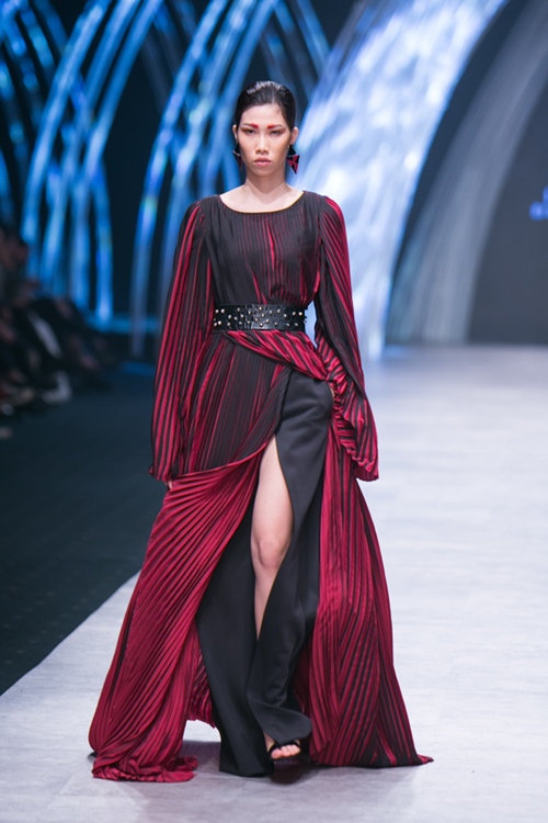Câu chuyện cổ tích của hai 2 "ái nữ" trong đêm thứ 4 VIFW 2015 - 5