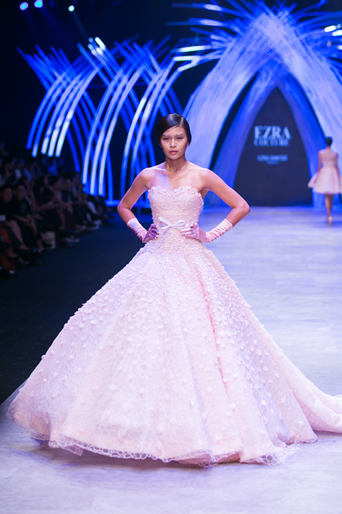 Dấu son Ready Couture trên đường băng VIFW 2015 - 13