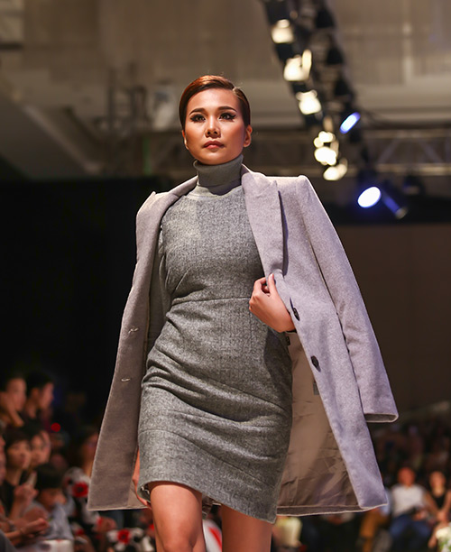 Hoàng Yến vẫn diễn catwalk dù đã tuyên bố giải nghệ - 16