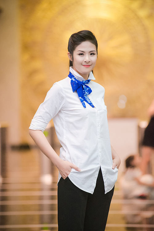 Gam màu tôn da nịnh dáng của 5 hoa hậu Việt hot nhất - 8