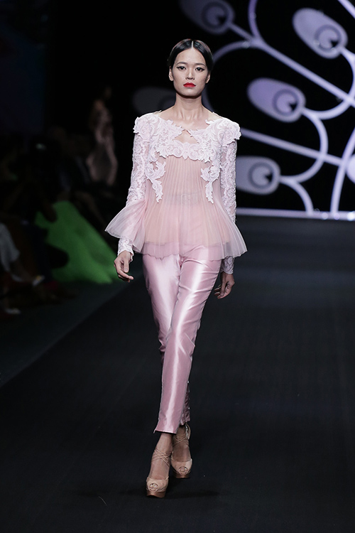 Lynk Fashion Show mang vẻ đẹp Pháp đến Việt Nam - 4
