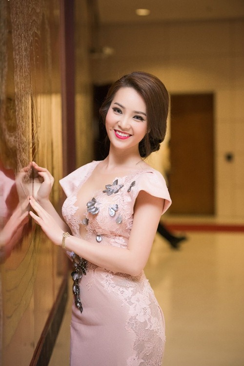 hh thu thao, ky duyen xinh dep don xuan 2016 - 14