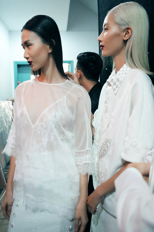 4 xu hướng làm đẹp đáng chú ý từ Vietnam Designer Fashion Week - 10