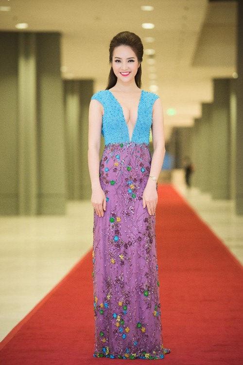 hh thu thao, ky duyen xinh dep don xuan 2016 - 13