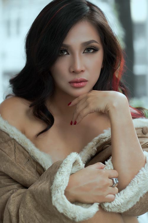 Khả Như quyến rũ không ngờ với 4 phong cách trang điểm - 3