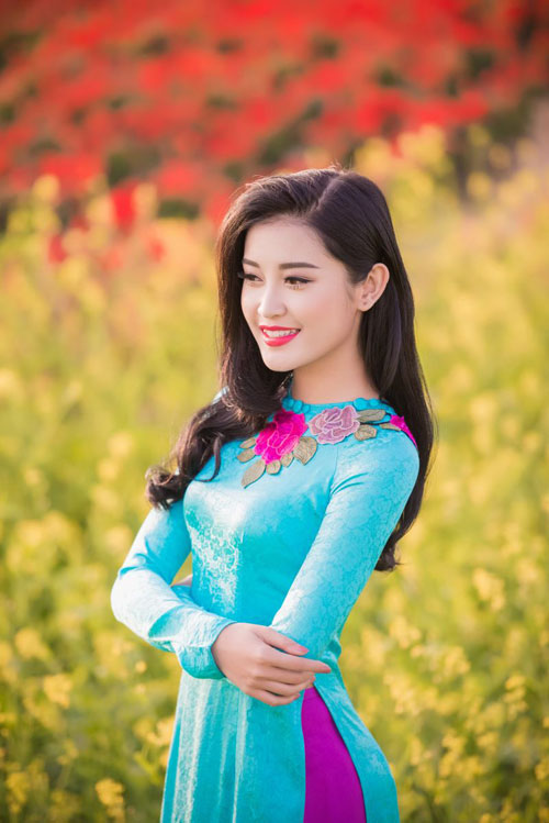 6 kieu toc ket hop ao dai dep nhat cua sao viet - 6